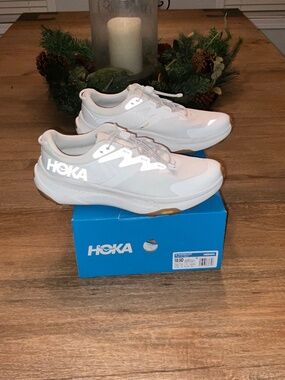 HOKA Transport Sneaker